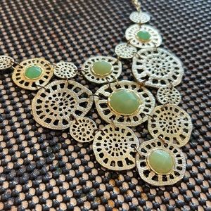 💚 3 for $10 💚 ▪️ PAPARAZZI ▪️ Medallion Statement Necklace